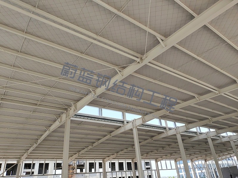 5000平钢结构厂房施工队不会告诉你的3个报价陷阱,看懂成本立省几十万! 5000平钢结构厂房施工队不会告诉你的3个报价陷阱,看懂成本立省几十万!