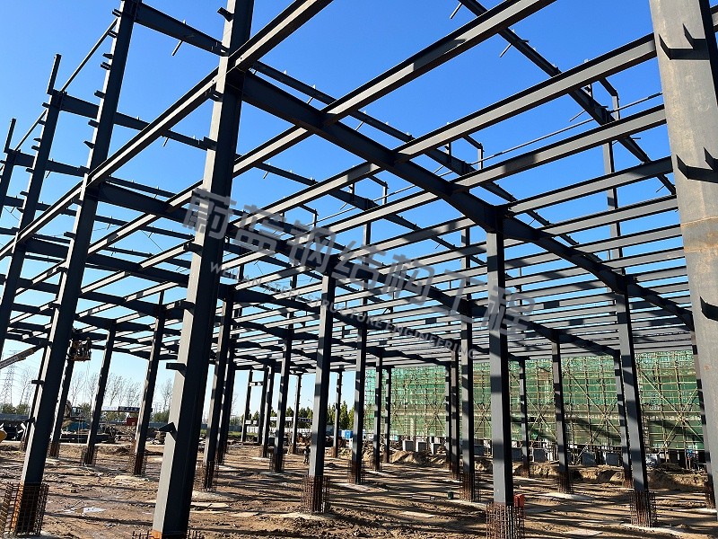 如何控制钢结构厂房施工质量?关键构件安装验收标准解 如何控制钢结构厂房施工质量?关键构件安装验收标准解